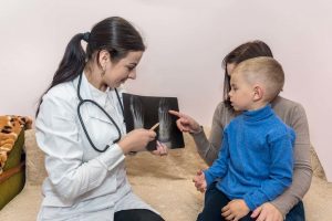 Kid with doctor